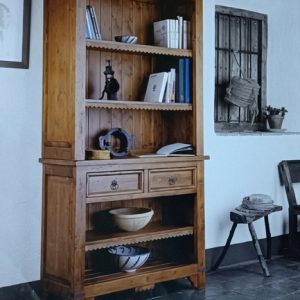 Vitrina librería Itálica